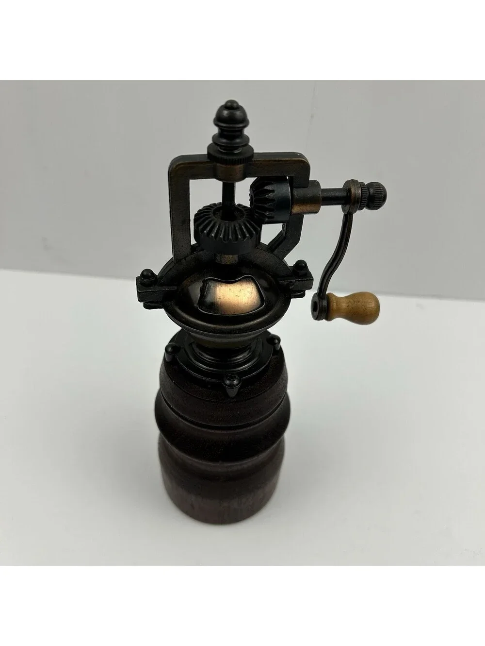 Antique Style Hand Crank Pepper Mill Grinder Vintage Copper Wood Mechanism  A205